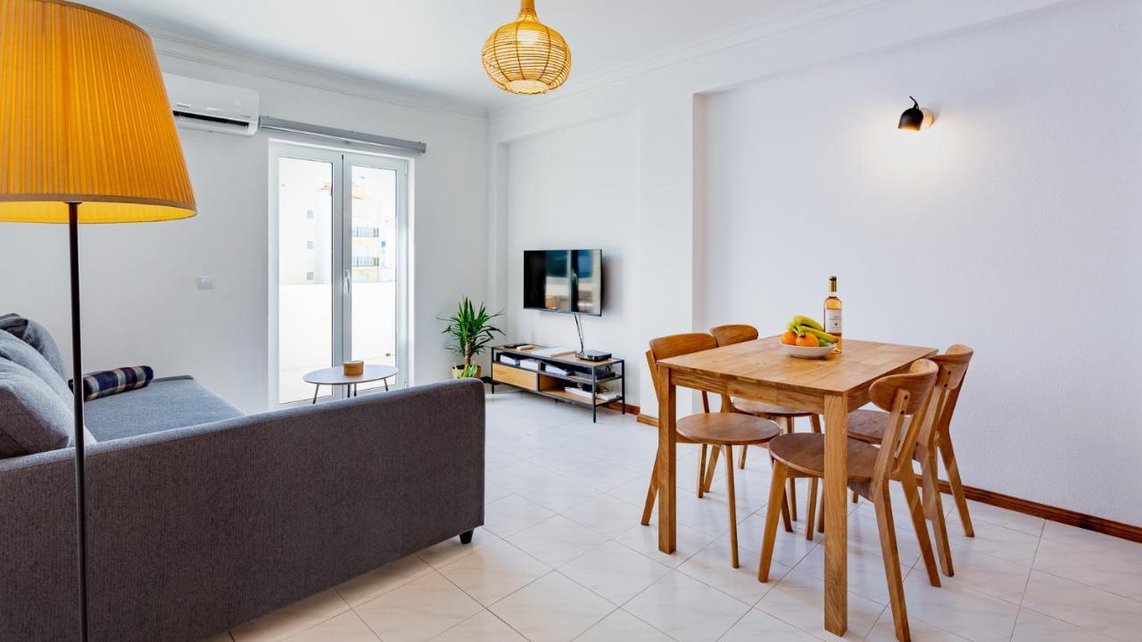 Bright 1bdr W/balcony By Lovelystay * Vila Real de Santo António
