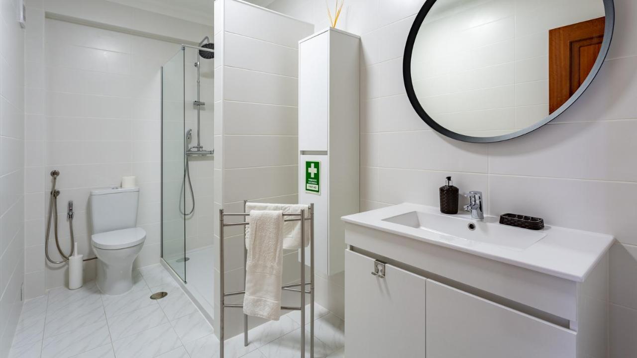 Bright 1bdr W/balcony By Lovelystay Appartement