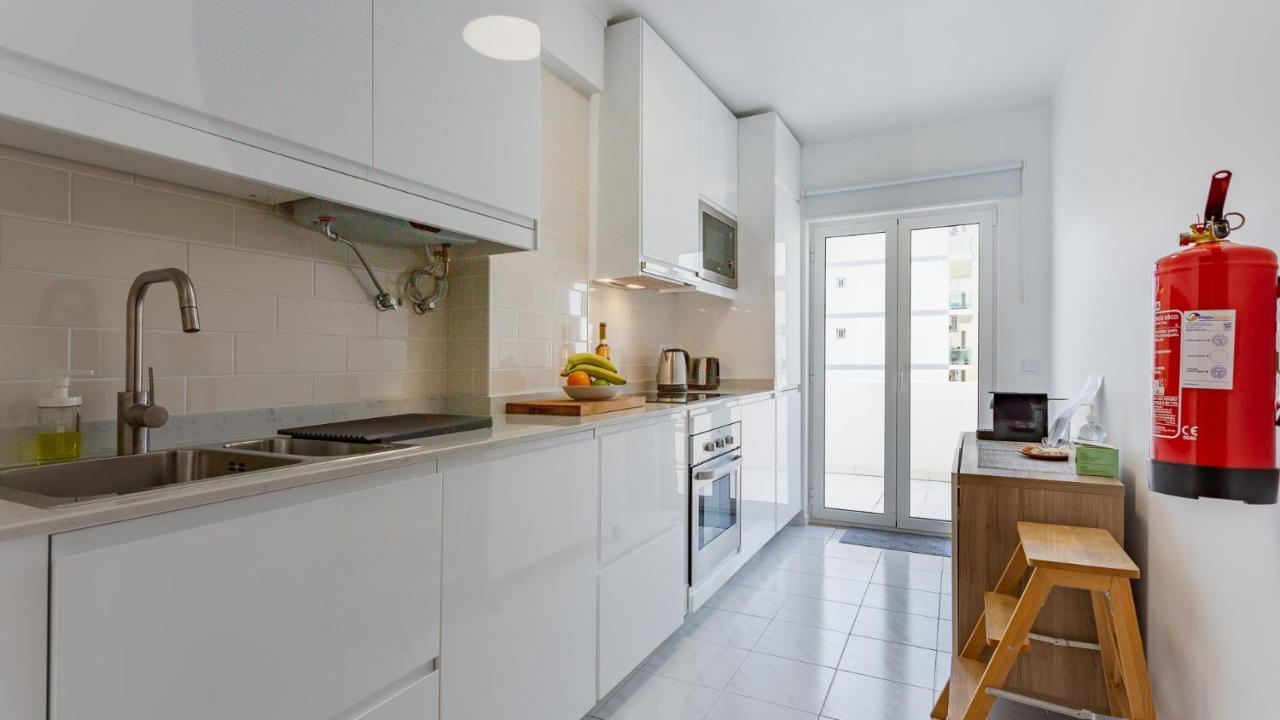 Bright 1bdr W/balcony By Lovelystay * Vila Real de Santo António